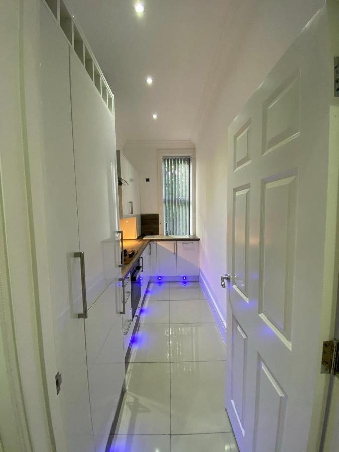 Designer Apartment Apt6 Γούλβερχαμπτον Εξωτερικό φωτογραφία